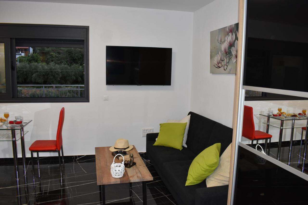 Istron Corner Apartments Extérieur photo